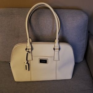 NWOT Tignanello Large Light Cream/Tan Soulder Bag